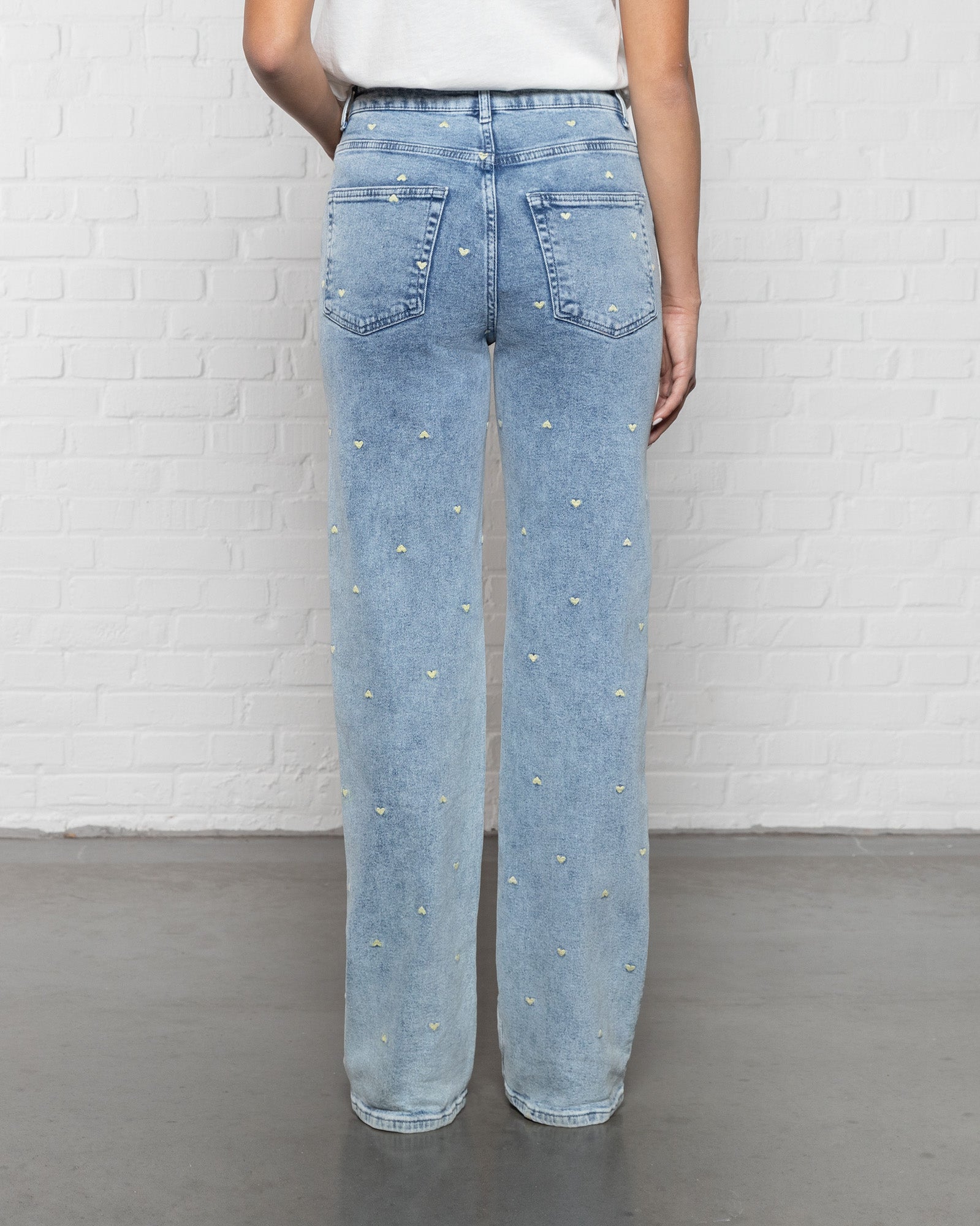 HEART BOOTCUT JEANS BUTTER YELLOW