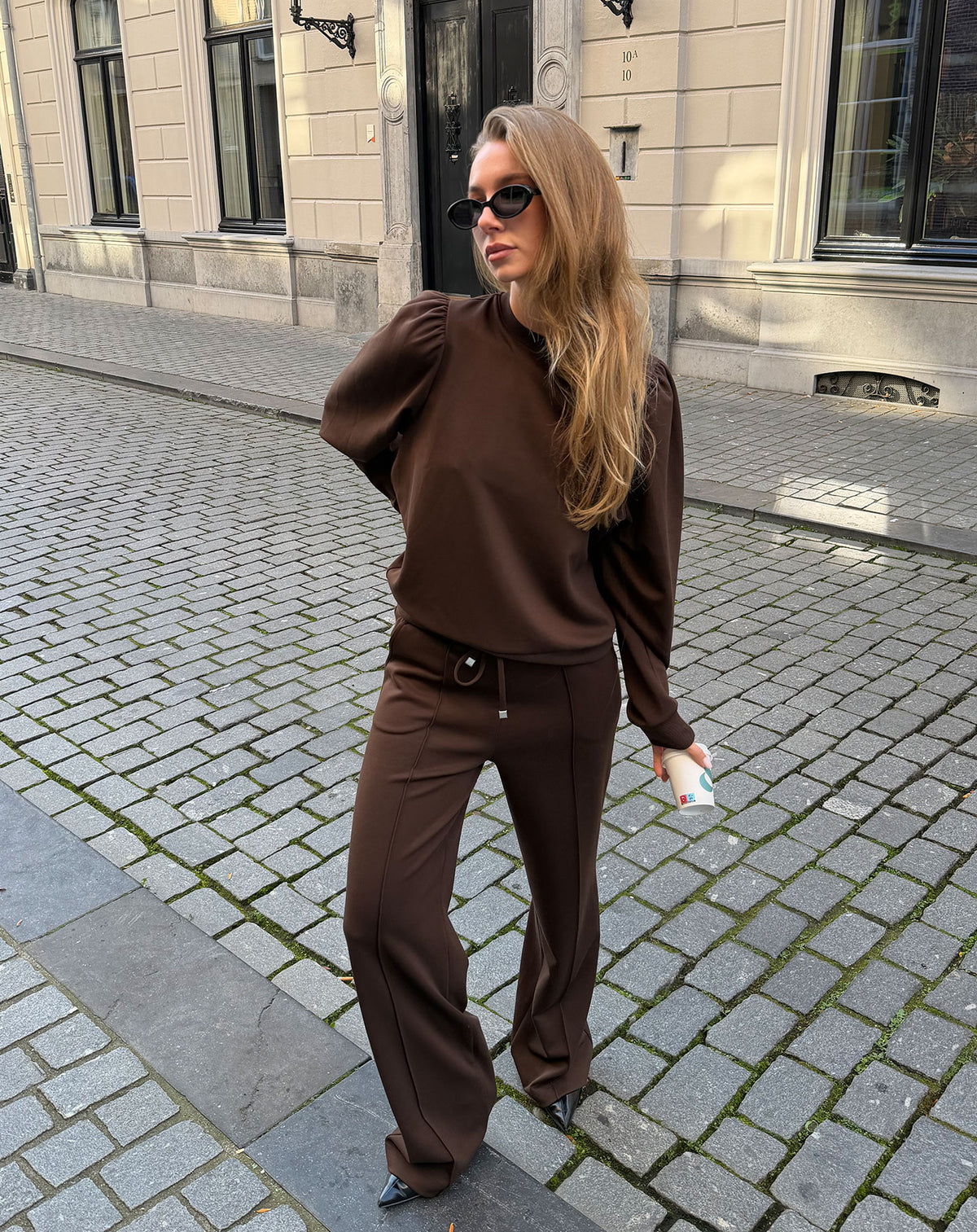 SCUBA PUFF SLEEVE SWEATER CHOCOLATE BROWN