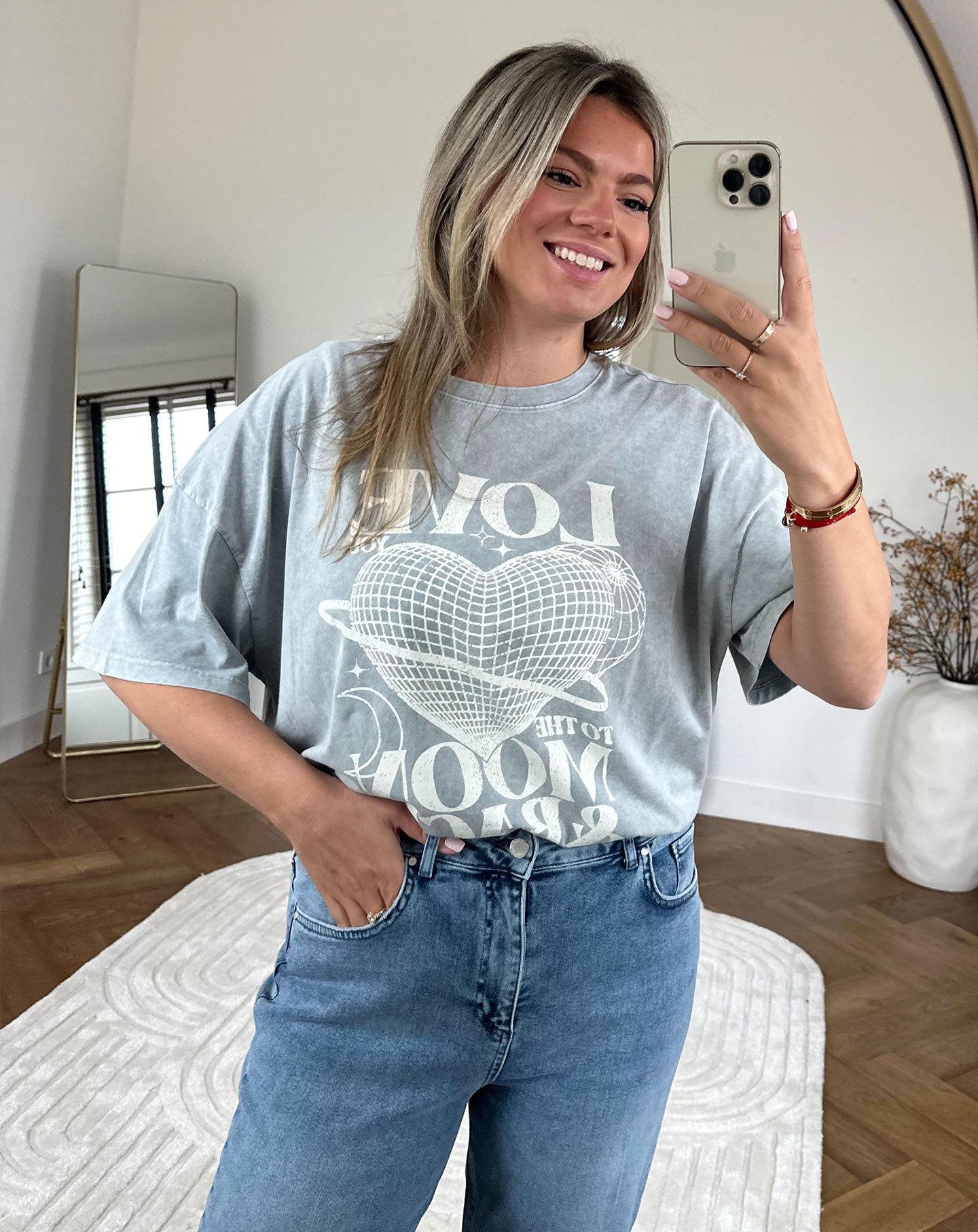 TO THE MOON OVERSIZED TEE LIGHT GREY