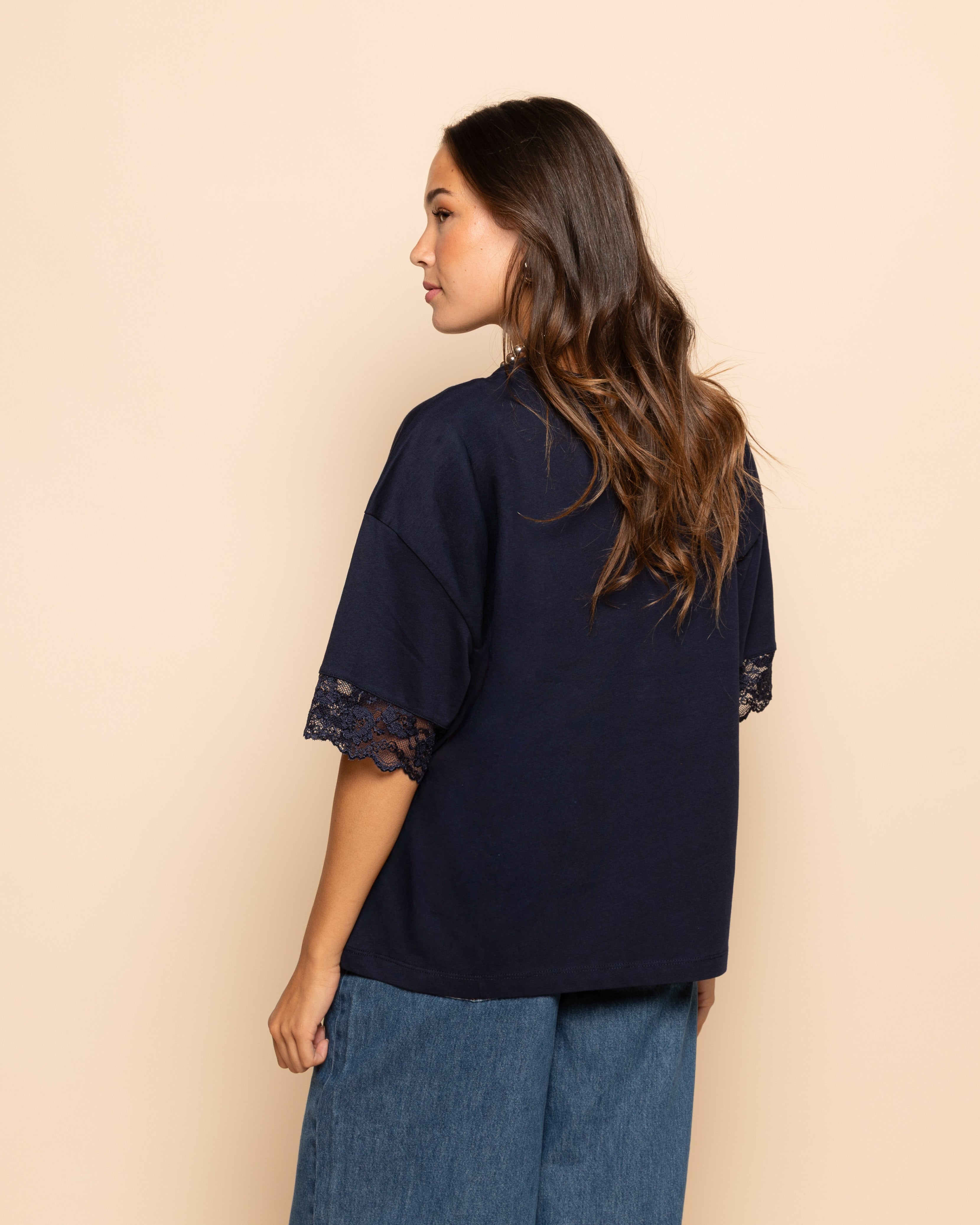 LACE SLEEVE OVERSIZED TEE MARINEBLAUW