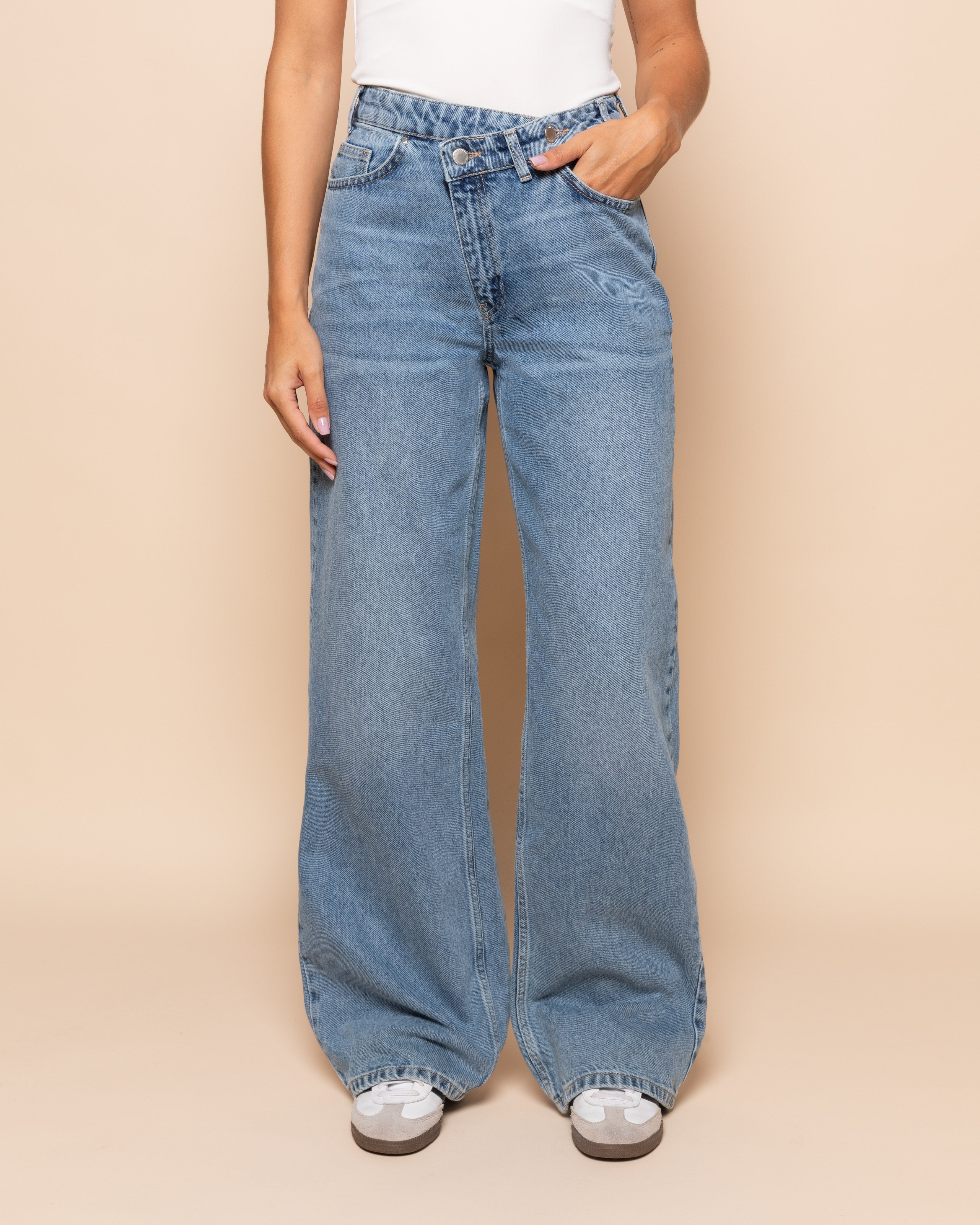 CROSSOVER WIDE LEG JEANS MID BLAUW