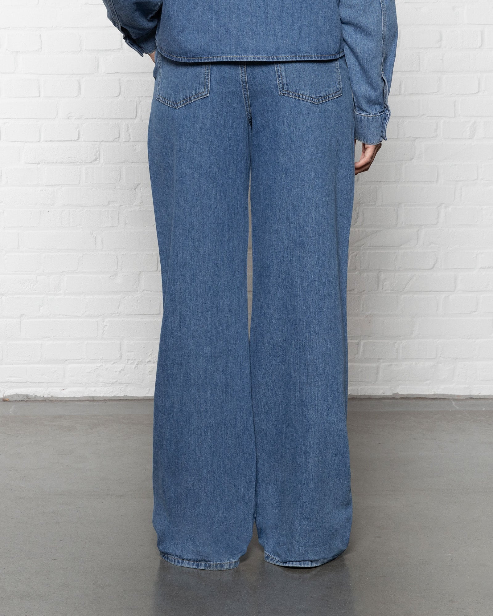 FLOWY DENIM WIDE LEG JEANS MID BLUE