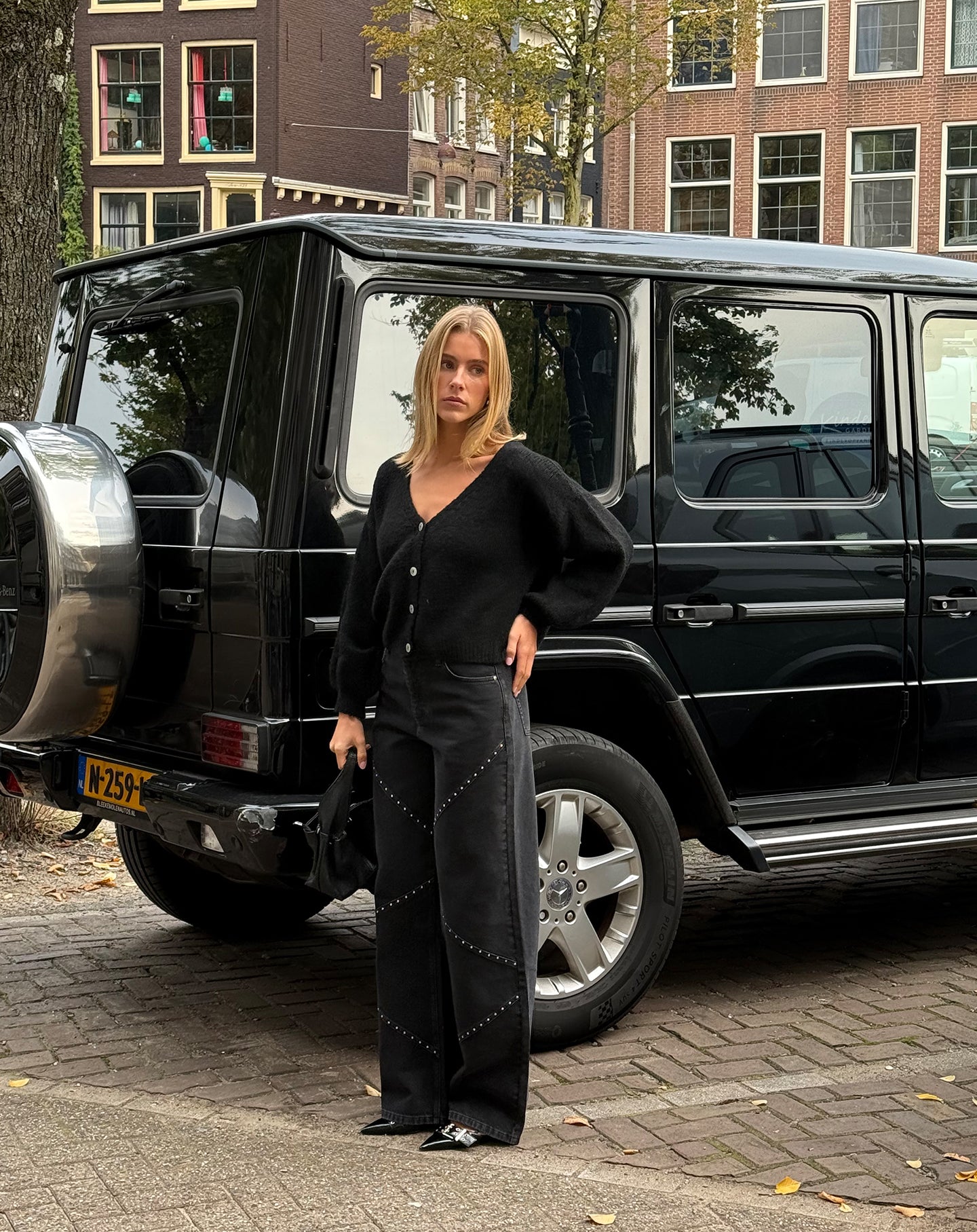 VICKY STUD WIDE LEG JEANS DONKERGRIJS