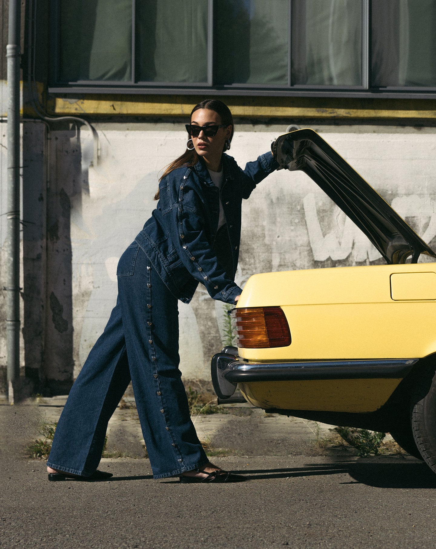 STUD HEART WIDE LEG JEANS DONKERBLAUW