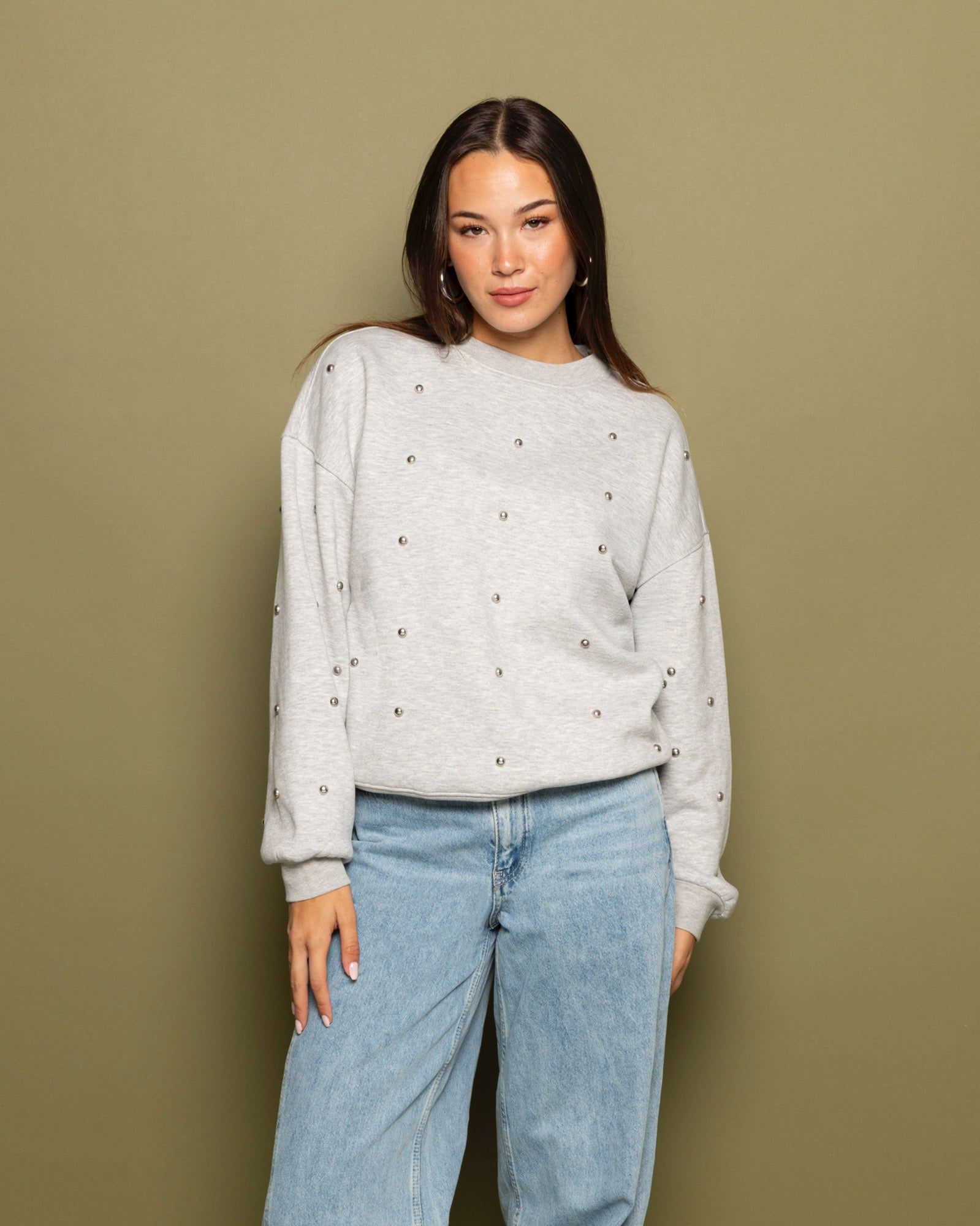 BOLD STUDS SWEATER LIGHT GREY MELANGE