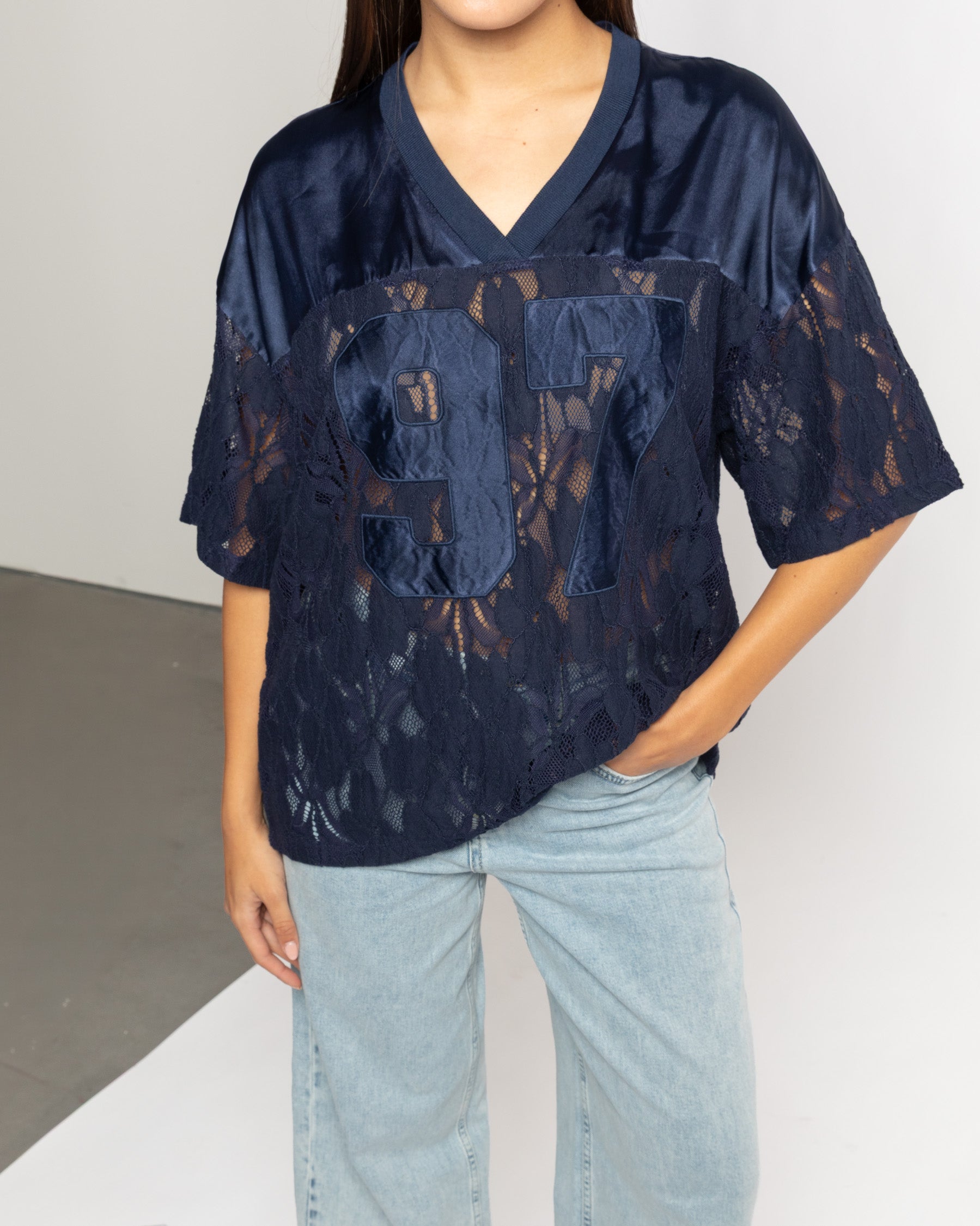 97 SATIN LACE OVERSIZED TEE MARINEBLAUW | Most Wanted