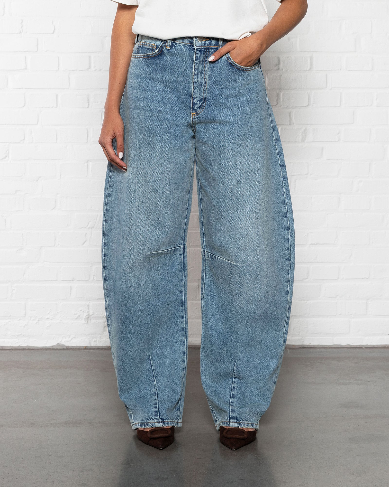 BARREL LEG JEANS BLAUW