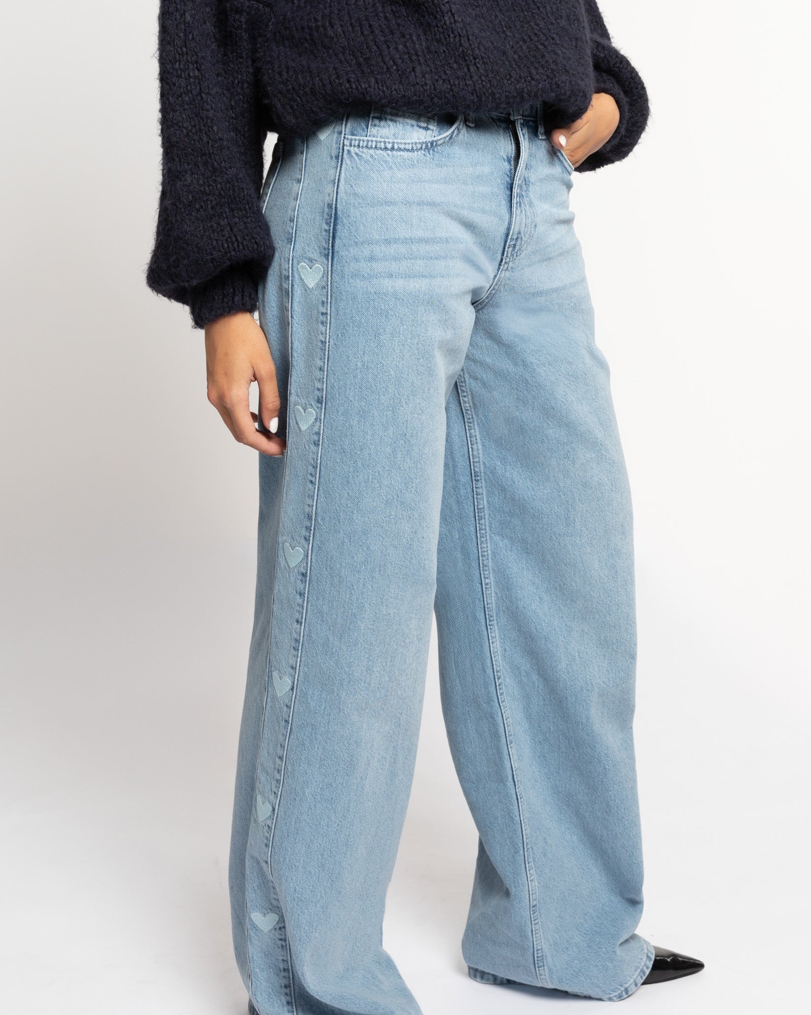 SIDE HEART WIDE LEG JEANS BLAUW