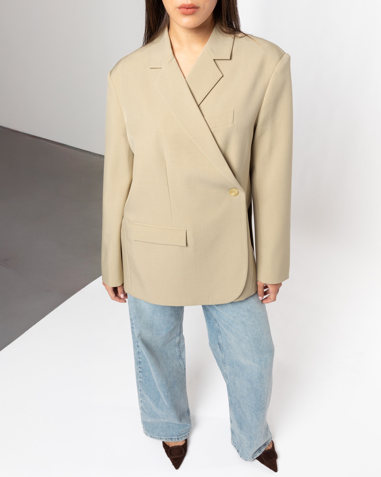 STEVIE OVERSIZED ASYMMETRIC BLAZER BEIGE