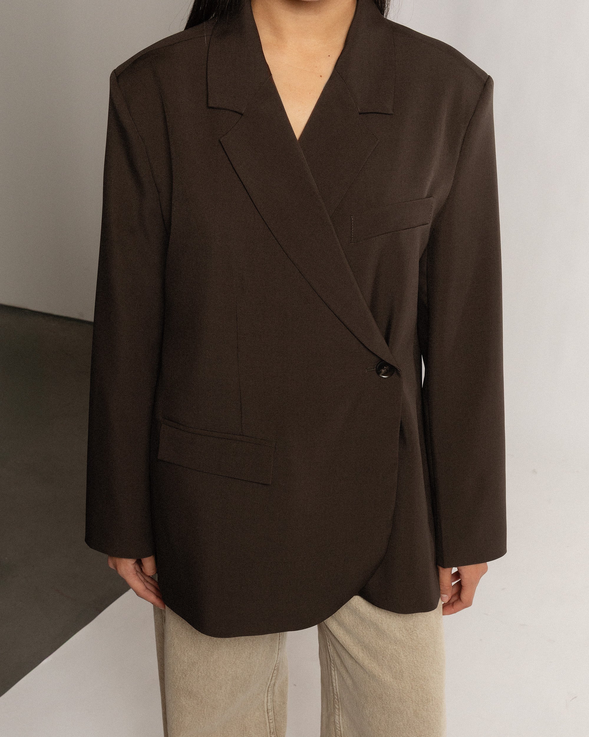 STEVIE OVERSIZED ASYMMETRIC BLAZER BRUIN