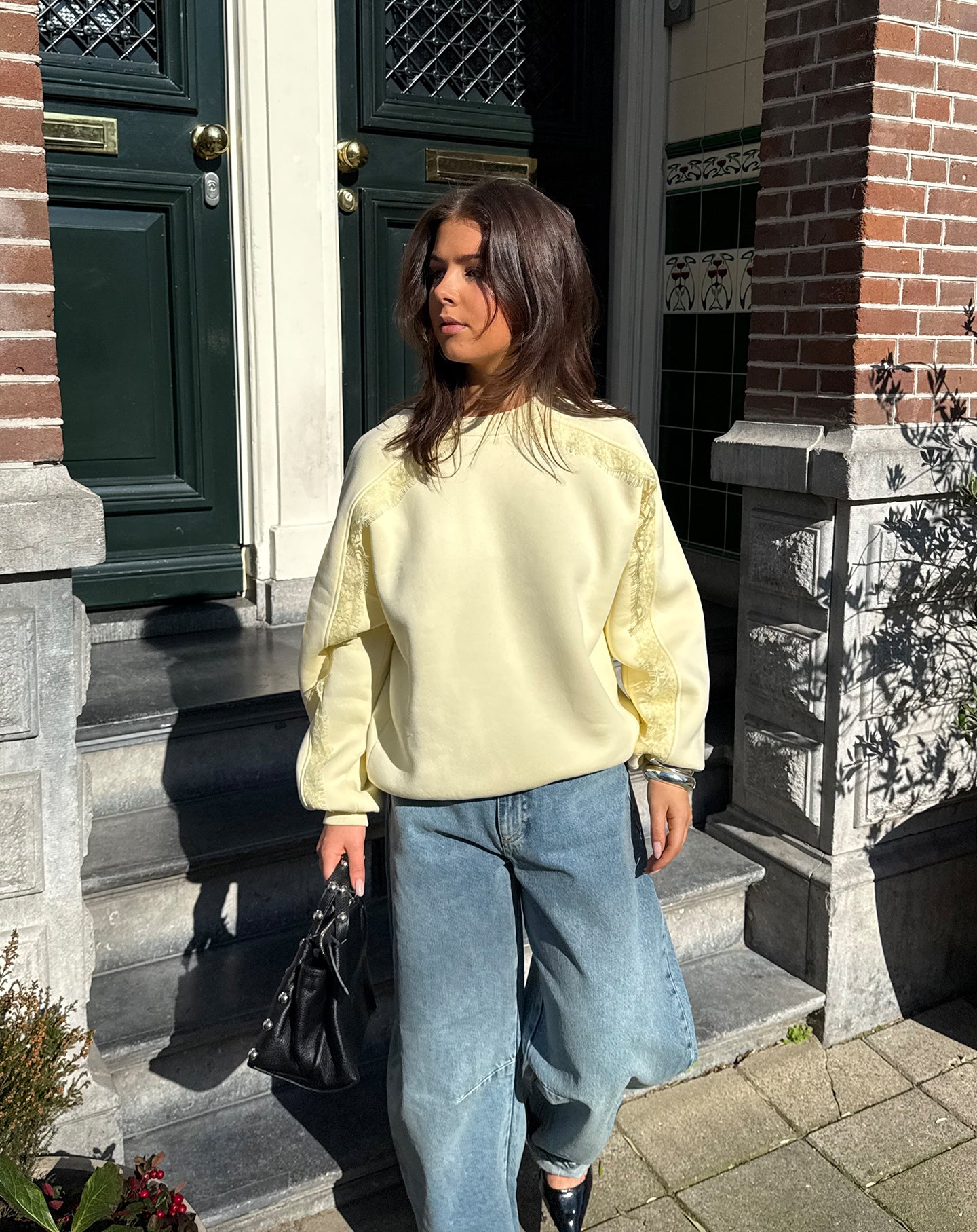 LACE TAPE SWEATER BOTERGEEL