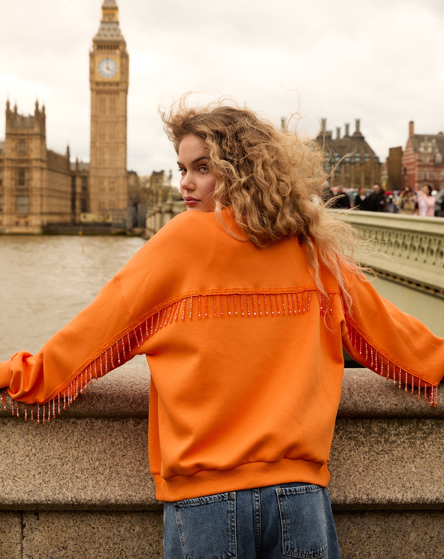 KES SCUBA OVERSIZED FRINGE SWEATER ORANGE