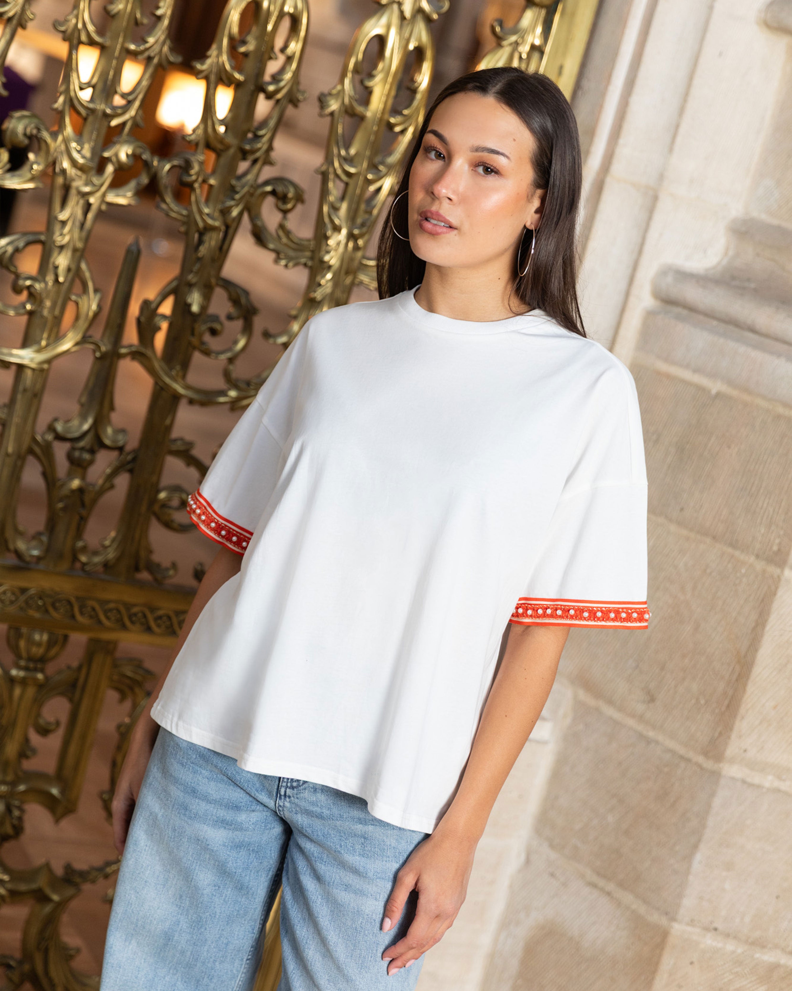 BODI OVERSIZED TAPE SLEEVE TEE OFF WHITE