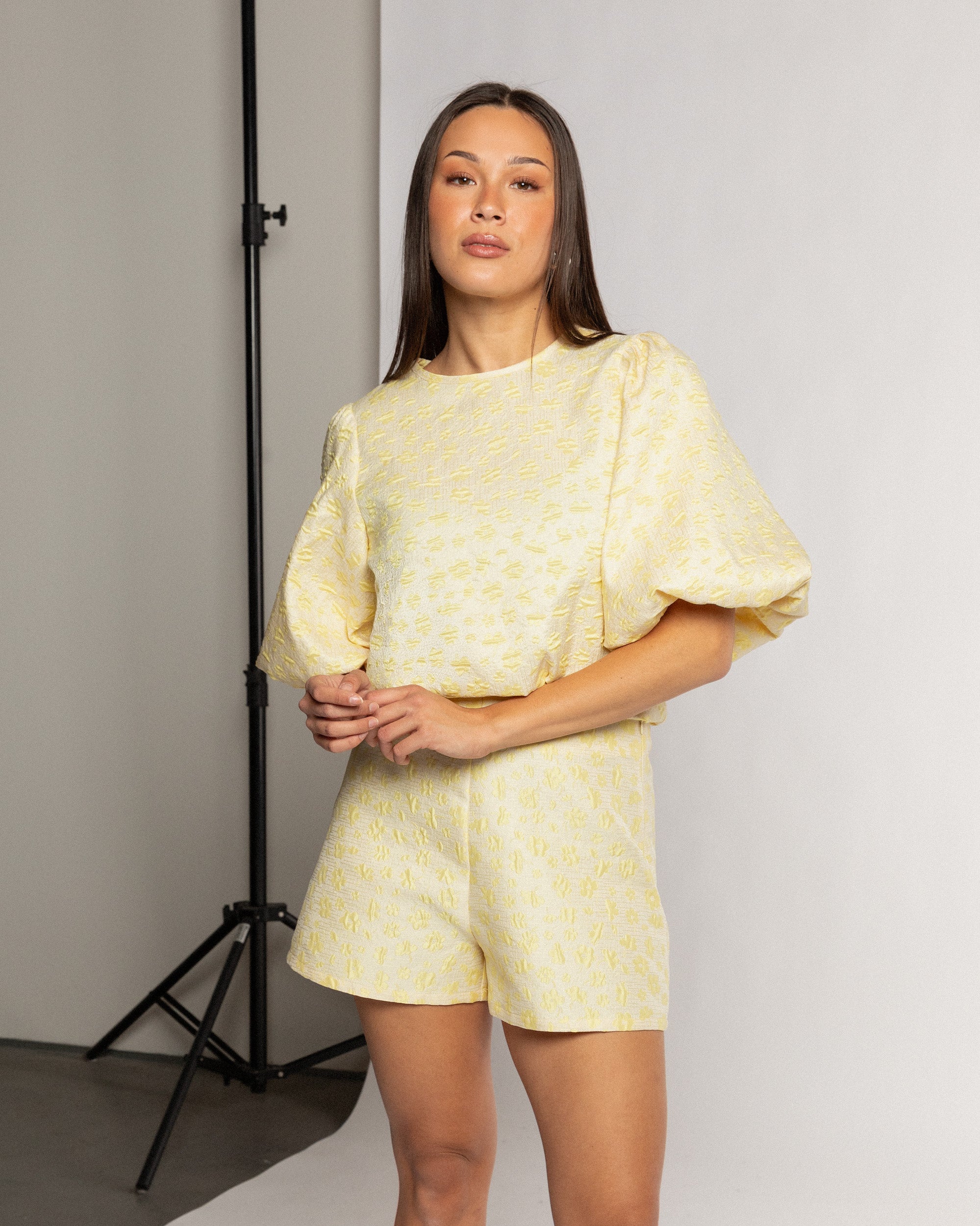 BRYCE FLOWER JACQUARD HIGH WAIST SHORTS BUTTER YELLOW