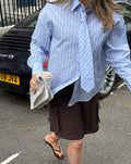 NELA OVERSIZED TIE BLOUSE BLAUW STRIPE