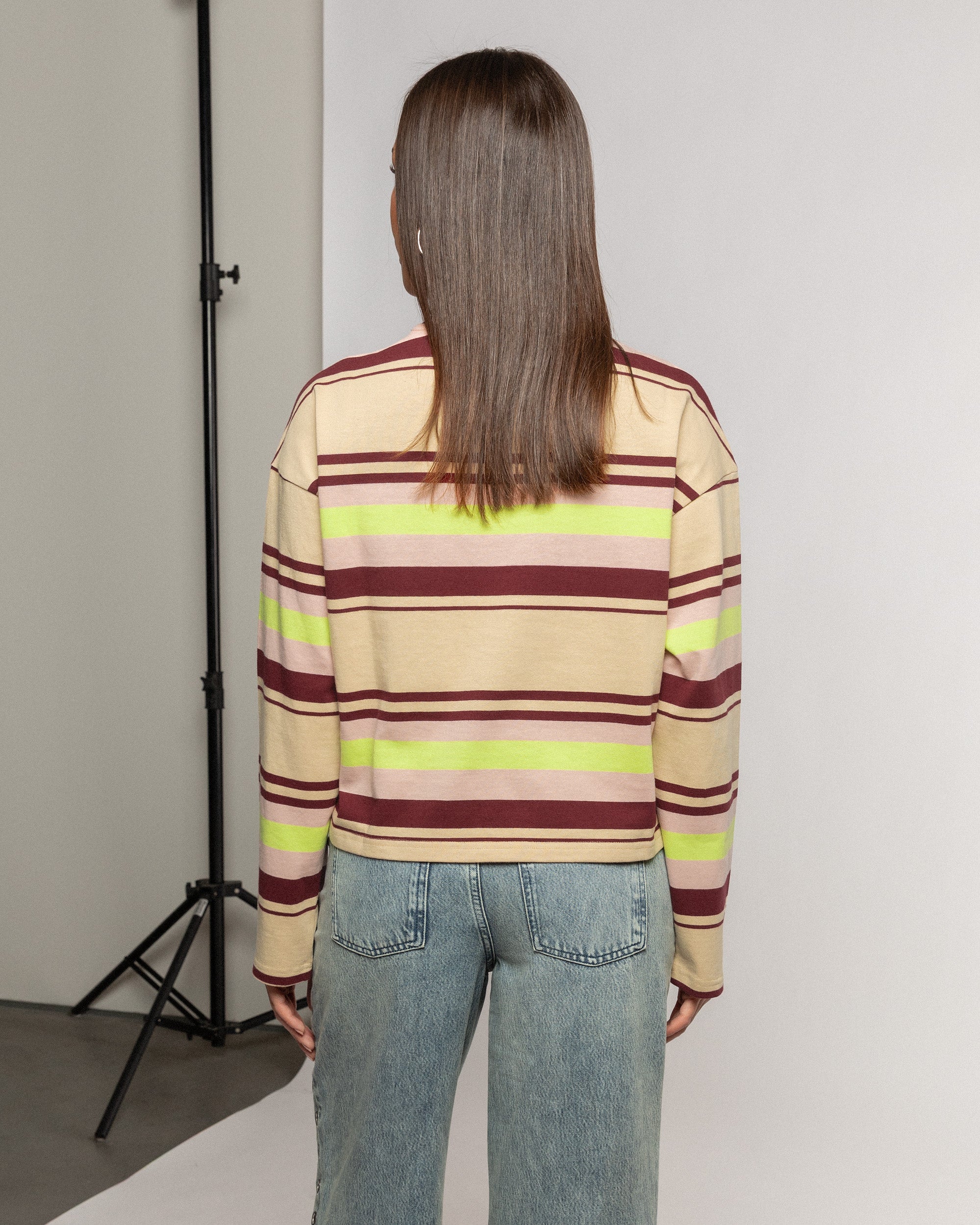 LAINA STRIPED LONG SLEEVE CROPPED TEE BURGUNDY