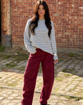 SARAH BARREL LEG JEANS ROOD
