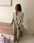 SELLAH CROPPED BLAZER PIN STRIPE OLIJFGROEN