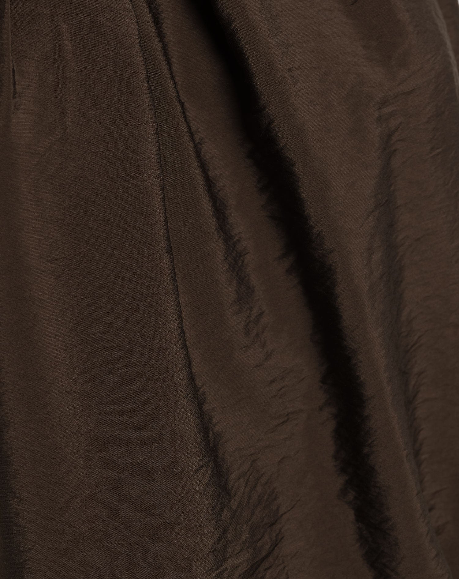 LUX BUBBLE HEM HALTER TOP BRUIN