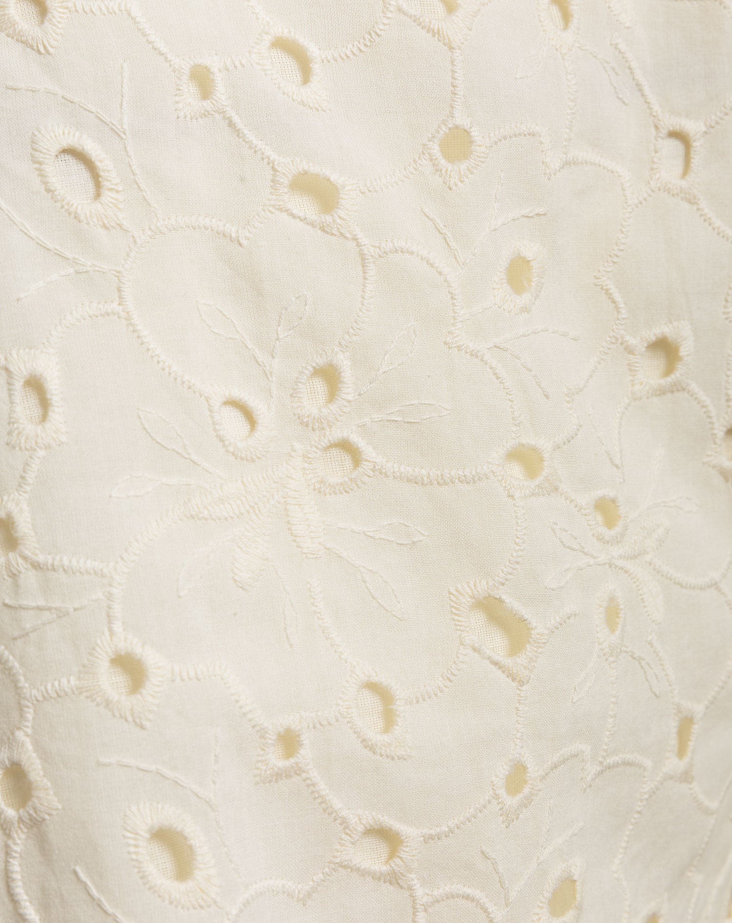 CHRISSY EMBROIDERY ANGLAISE TOP CRÈME