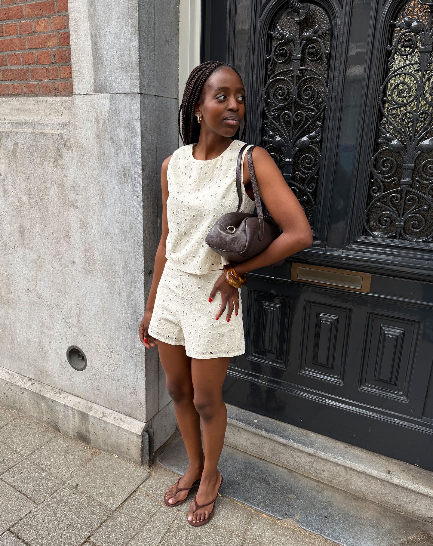 CHRISSY EMBROIDERY ANGLAISE SHORTS CREAM