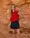 PADDED SHOULDER BUBBLE HEM TEE ROOD