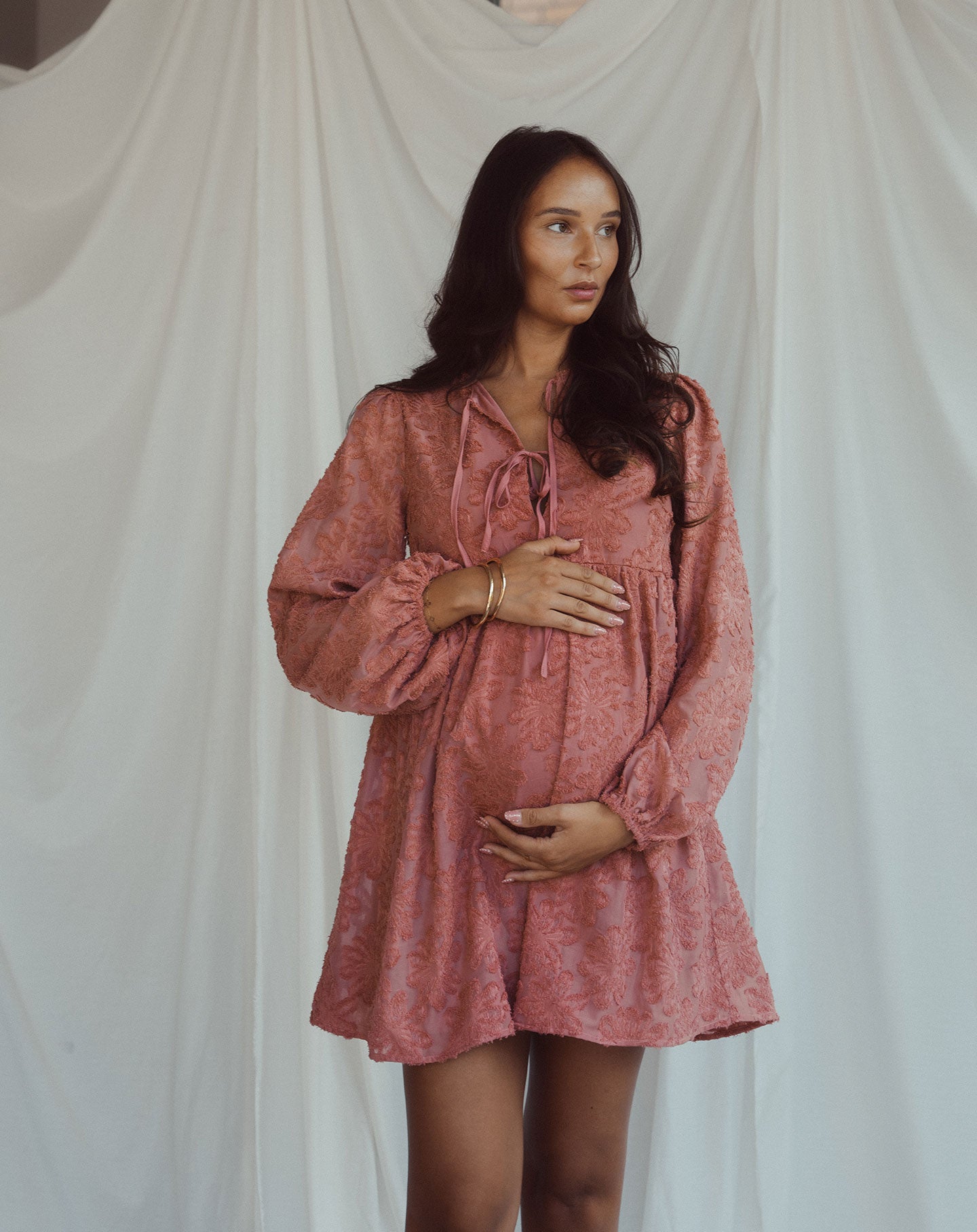 FEMI FLOWER V-NECK MATERNITY DRESS BLUSH