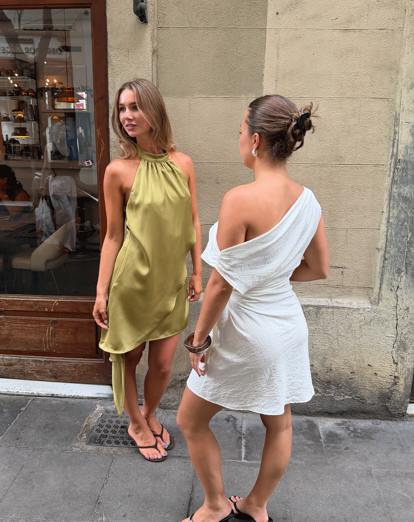 VICE SATIN HALTER DRESS OLIJFGROEN