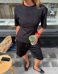 CINCHED TEE ZWART