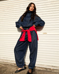 FLOWY BALLOON JEANS DONKERBLAUW