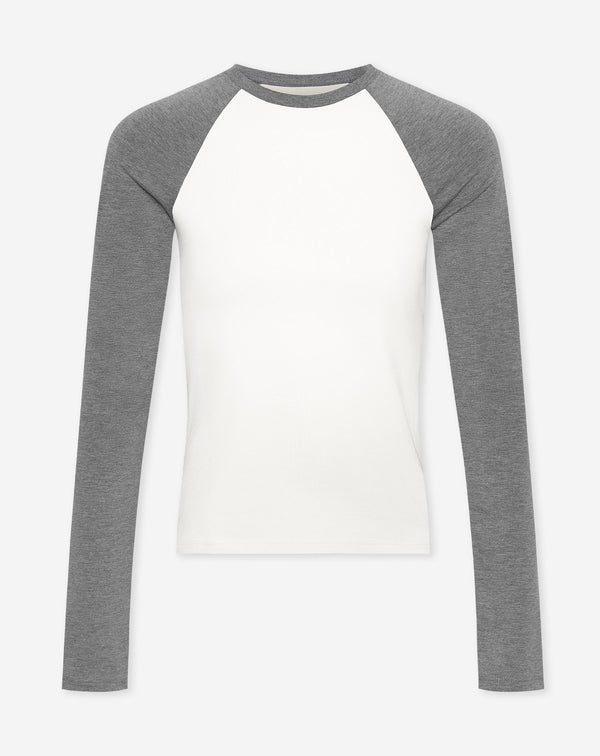 FITTED CONTRAST RAGLAN LONGSLEEVE TEE DONKER GRIJS MELANGE