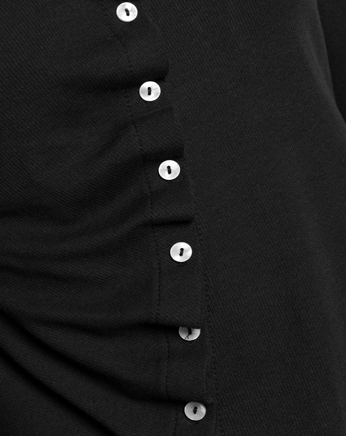 ASYMMETRIC BUTTON UP LONGSLEEVE TOP ZWART
