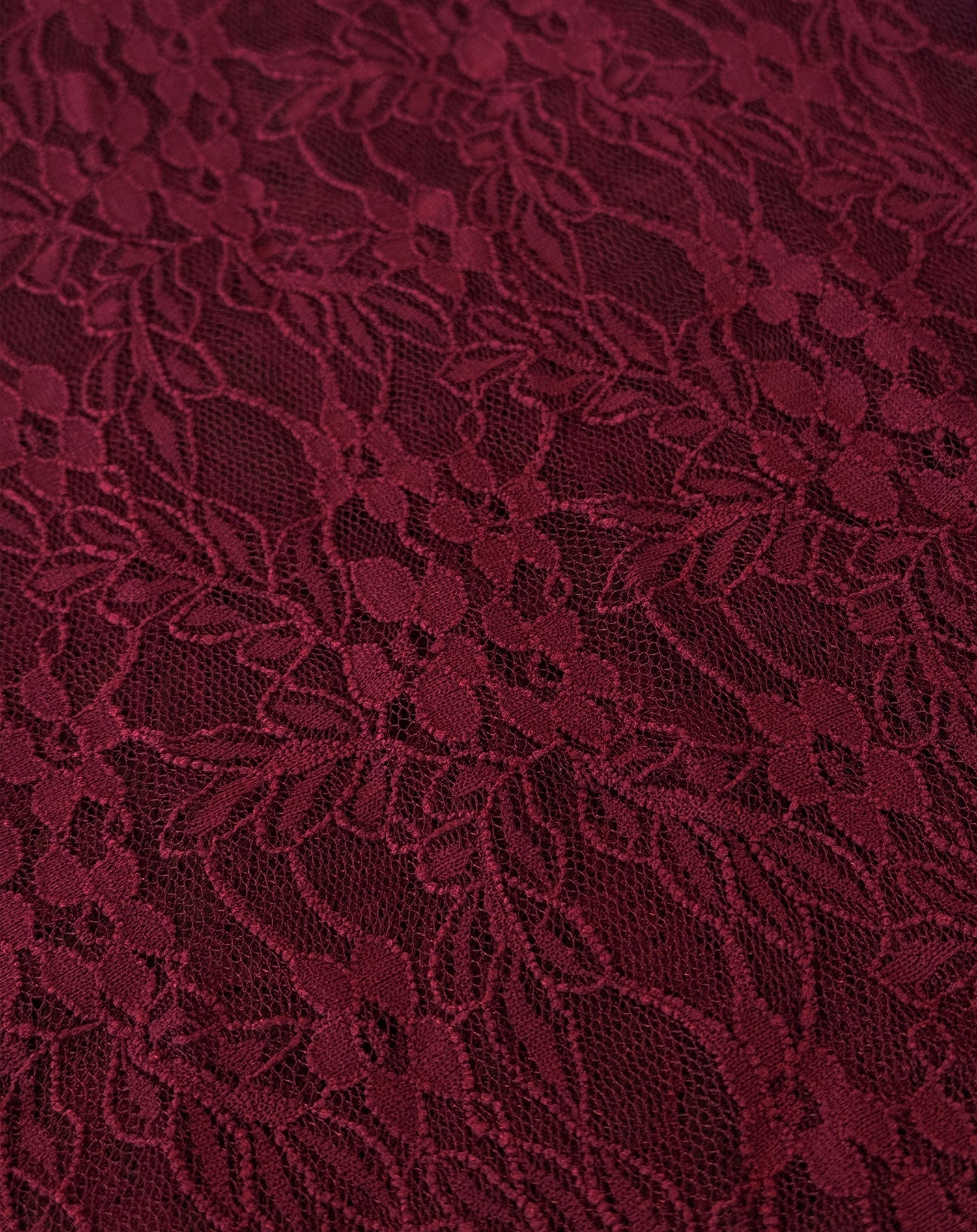 MADDIE LACE TOP BURGUNDY