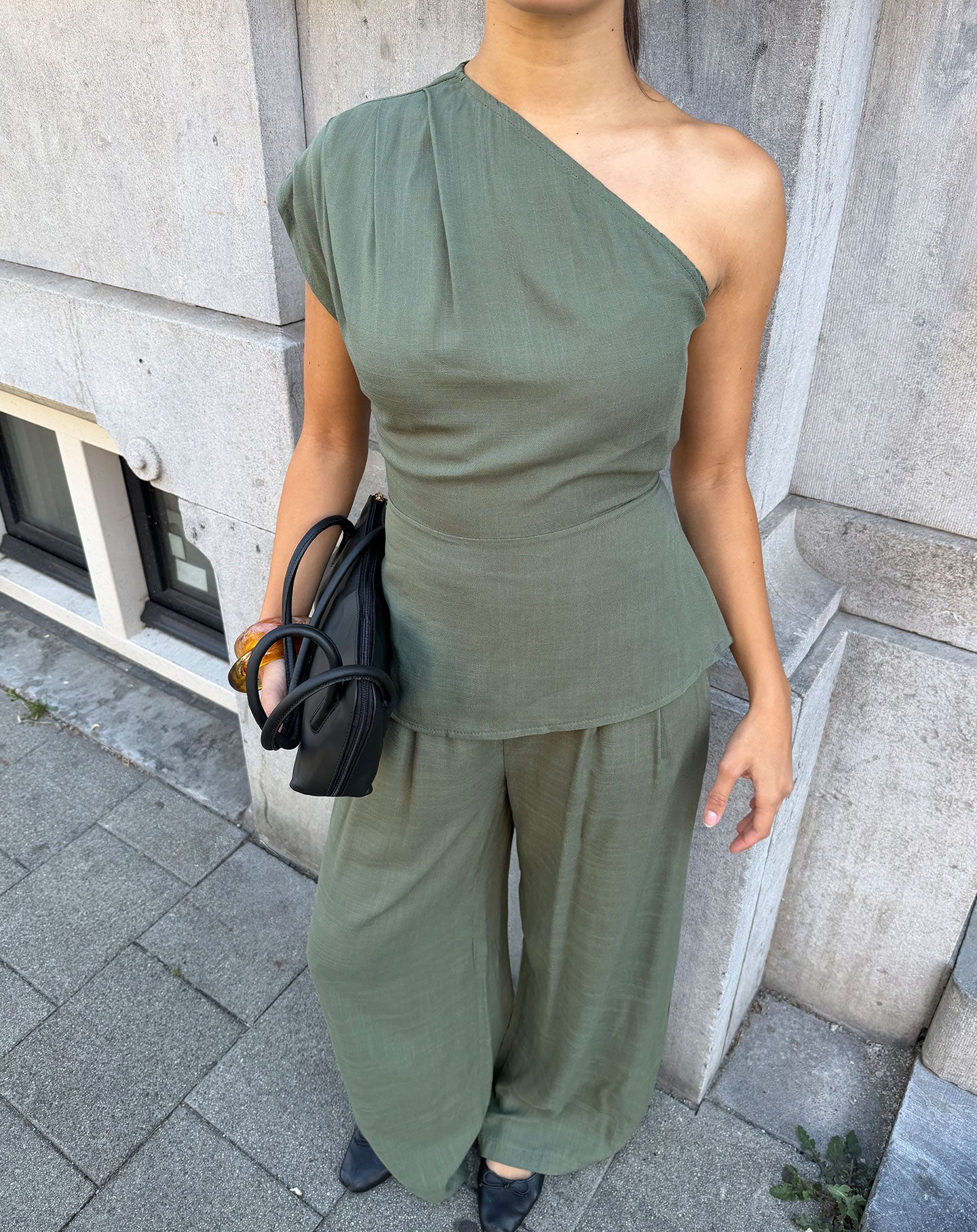 LUNA VISCOSE TOP OLIJFGROEN