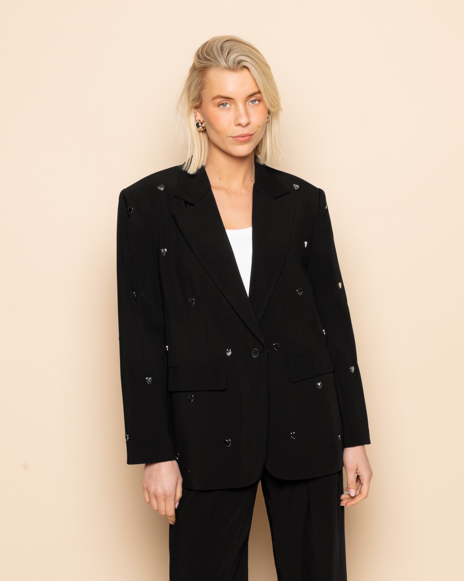 FLO HEART STUD BLAZER ZWART