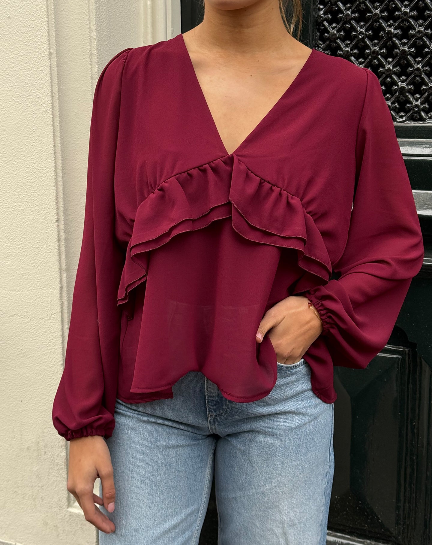 ILSE RUFFLE TOP BURGUNDY