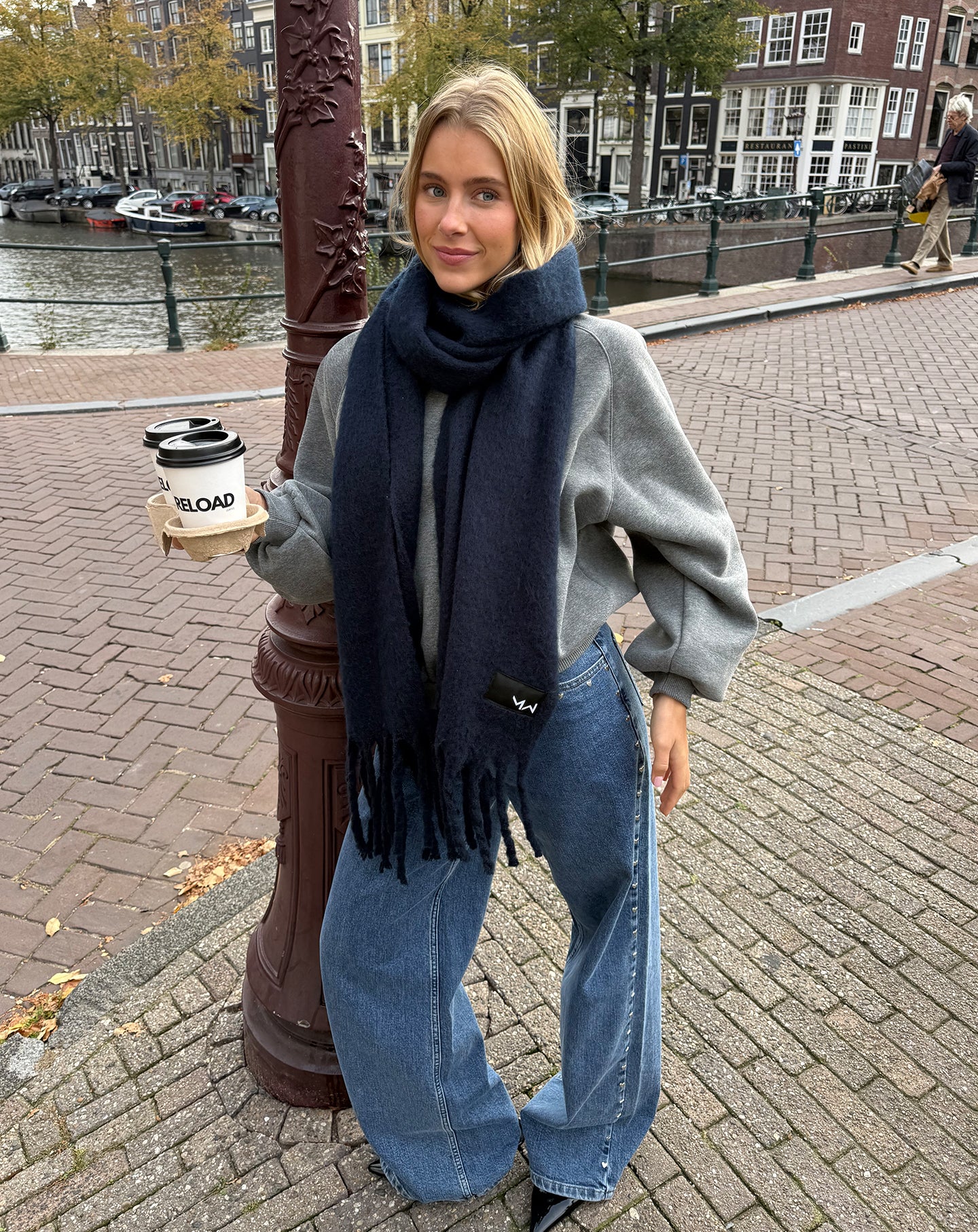 EVA OVERSIZED SWEATER DONKERGRIJS