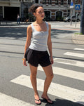JACKY FLOWY RUFFLE SHORTS ZWART